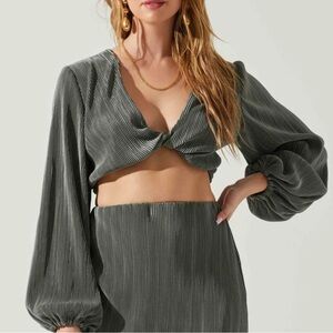 ASTR The Label Long Sleeve Cataleya Top, NWT
